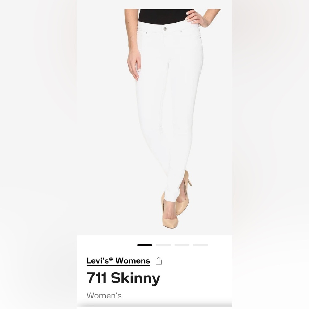 Women’s Levi’s white jeans